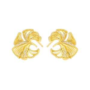 Minimalist S925 silver ginkgo leaf stud earrings with pavé sparkling cubic zirconia