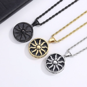 Collier Pendentif Soleil En Acier Inoxydable Hip Hop Vintage Rond Motif Flamme De Rayon De Soleil Bijoux Pour Hommes