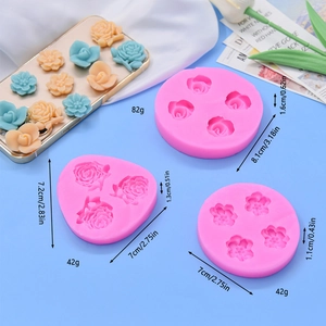 Tre stampi in silicone a forma di rosa per decorazione torte fai da te e pasticceria