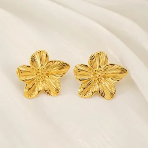 Goldene Blumen Ohrstecker Edelstahl 18K Vergoldet Gebürstete Textur 5 Blütenblätter Elegante Mode Schmuck Damen