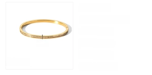 Dettaglio del bracciale placcato oro 18k da 4mm con una fila di zirconi incastonati
