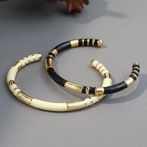Contrast enamel open bangle bracelet set in gold plated metal finish for women