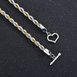 Zweifarbige Gold- und Silber-Kordelkette mit einem herzförmigen OT-Knebelverschluss für Damen