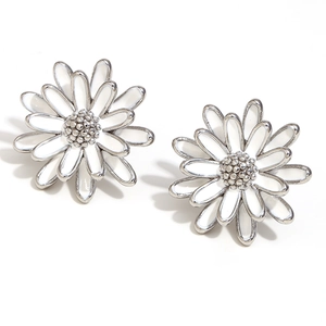 Boucles d'oreilles marguerites blanches chic en acier plaqué or 18 carats et argent