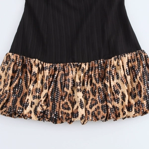 Trägerloses schwarzes Kleid für Damen mit Pailletten-Ballonrock im Leopardenmuster