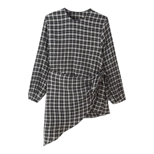 Chemise à carreaux manches longues pour femmes avec ourlet asymétrique et lien latéral