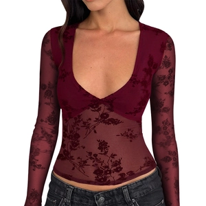 Haut ajusté pour femme en dentelle florale bordeaux avec col en V et manches longues