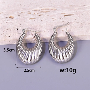 Silver hollow C-shaped croissant hoop earrings in stainless steel with 3.5cm size details