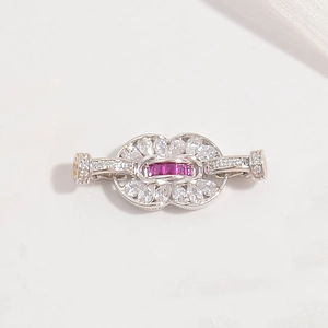 Detailed close-up of S925 sterling silver figure-8 clasp with purple zircon stones