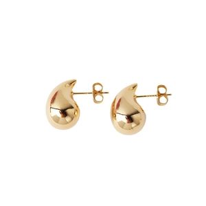 Elegant polished gold teardrop stud earrings with smooth mirror finish for a minimalist look