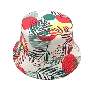 Chapeau bob en toile blanc cassé à imprimé feuilles tropicales pour protection solaire
