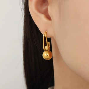 Gold plated titanium steel irregular paperclip earrings with spherical pendant for women
