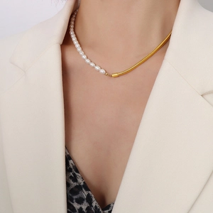18K Gold Plated Titanium Steel Freshwater Pearl Necklace For Women Asymmetric Splicing Snake Chain Choker Fashion Jewelry