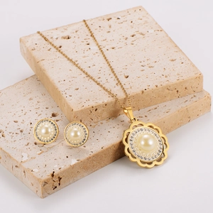 Floral Artificial Pearl Jewelry 304 Stainless Steel 18K Gold Plated Rhinestone Flower Necklace Stud Earrings For Women Elegant