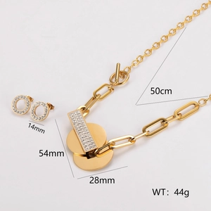 Ensemble bijoux dorés en acier inoxydable avec collier et boucles d'oreilles cristal