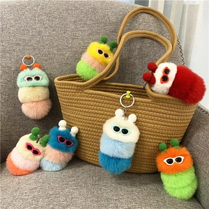 Rups Pluche Sleutelhanger Schattige Cartoon Monster Tas Charm Met Zonnebril Kleurrijke Zachte Harige Sleutelring