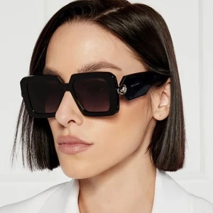 Oversized Square Sunglasses For Women Retro Baroque Style PC Frame Resin Lens Metal Snake Head Decoration UV400 Fashion Eyewear