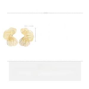 Detail specifications of hollow flower stud earrings with dimensions and material info