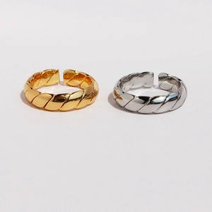 Brass Twisted Wave Open Ring For Men Women Minimalist Adjustable Spiral Diagonal Line Textured Metal Finger Ring Jewelry