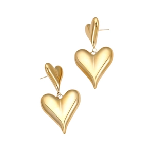 Orecchini a nappa con cuore cavo in acciaio inossidabile placcato oro 18K su bianco