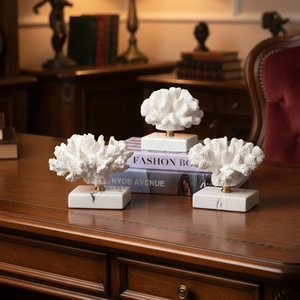 Scultura Di Corallo Bianco Ornamento In Resina Con Base In Marmo Vetro Resina Per Decorazione Scrivania Casa Ufficio Lusso