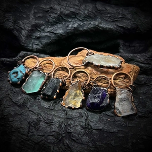 Collana Ciondolo Pietra Grezza Naturale Avvolgimento Filo Rame Antico Gioielli Artigianali Boho Vintage Cristallo
