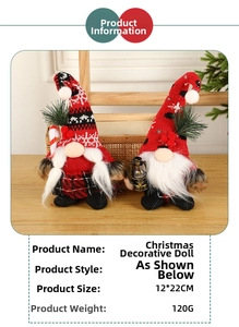 Detail view of 12x22cm Christmas gnomes with knitted hats and warm LED lantern light