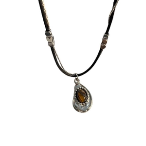 Retro double-layer necklace with silver metal teardrop pendant and brown tiger eye stone