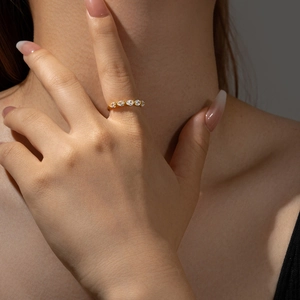 Adjustable S925 sterling silver snake ring with five pear-shaped sparkling zircons