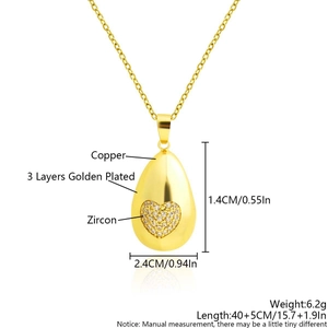 Collier en laiton doré avec pendentif cœur et zircone cubique micro-pavée brillante