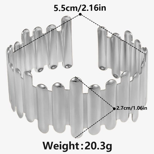 Detailed view of the irregular wave cuff bracelet with dimensions and weight measurements