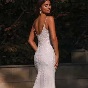 Robe de mariée sirène style français avec bretelles en dentelle et dos en V élégant