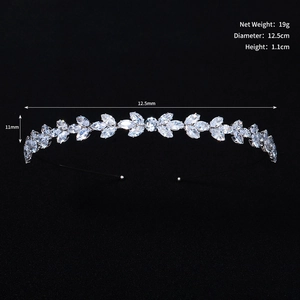 Detail view of silver zircon headband showing 12.5cm diameter and 19g weight specs