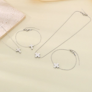 Adjustable stainless steel silver cross pendant necklace and bracelet jewelry set for women