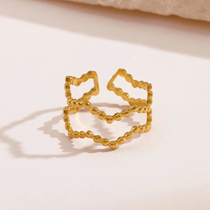 Minimalist double-layer wavy gold ring with elegant 18K plating and open band design