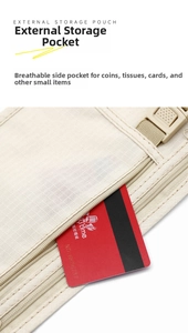 Détail de la ceinture de course beige en tissu ripstop avec fermeture à boucle