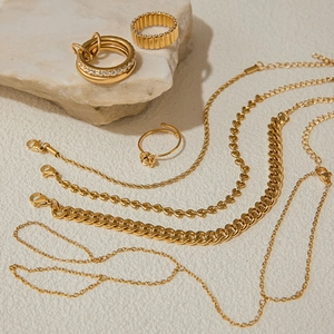 Luxury 18K gold plated stainless steel jewelry set with zircon rings and layered chains