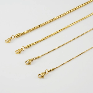 Bracelets chaîne en acier inoxydable plaqué or 18K en quatre épaisseurs avec fermoir homard