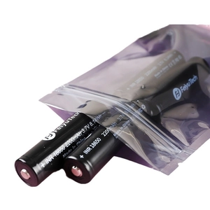 Antistatic ESD bags for 2200mAh 18650 lithium-ion batteries showing electronic packaging