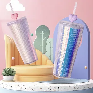 Studded Tumbler Double Wall Holographic Laser Gradient Plastic Straw Cup With Heart Charm Reusable Large Capacity Drinkware
