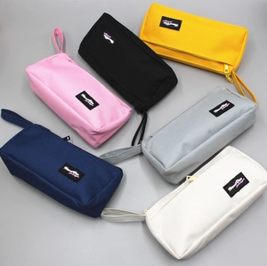 Minimalist square pencil cases in six colors with zippers and portable handles