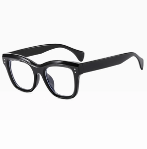 Detail view of glossy black chunky square sunglasses frame with 45-degree angle