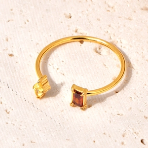 Minimalist gold plated titanium ring with contrasting yellow and brown rectangle gems