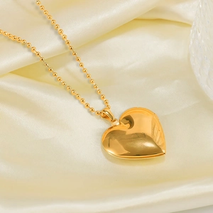 Stainless Steel Heart Locket Necklace For Women Polished Photo Frame Pendant Minimalist Niche Design Jewelry Elegant Love Heart Gift