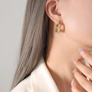 U-shaped gold-plated titanium steel twist earrings with micro-paved cubic zirconia