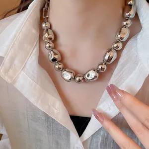Collier Perles Rondes Irrégulières Alliage ABS Métal Poli Chaîne De Clavicule Épaisse Style Industriel Femmes