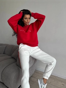 Red crewneck sweatshirt with letter embroidery and side stripe joggers for women