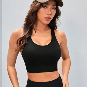 Soutien-gorge de sport noir à fort impact avec larges bretelles et col en U pour yoga