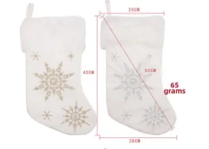 Detailed size chart for Christmas stockings with snowflake embroidery and faux fur trim