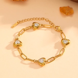 Gold-plated stainless steel heart bracelet for women with white crystal charms